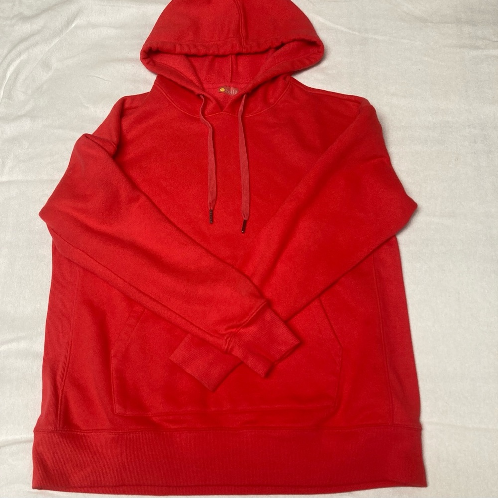 Zella Hoodie
Sweatshirt Long Sleeve
Woman's size S - Picture 3 of 16